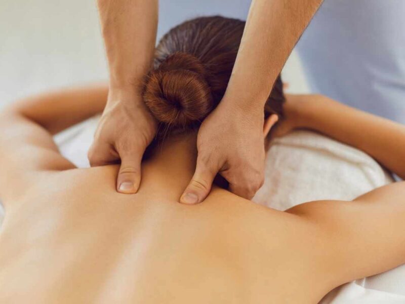 massage-des-épaules